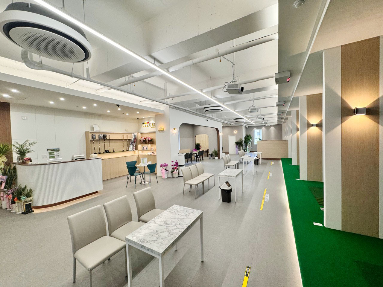 레저로 스토어 이미지